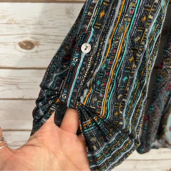 Anthropologie Tiny Devas Aztec Printed Sequin Peasant Top M - Picture 5 of 6